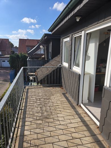 Gemütliche 2-Zimmer-Dachgeschosswohnung mit Balkon und Einbauküche in ruhiger Lage – Foto 13