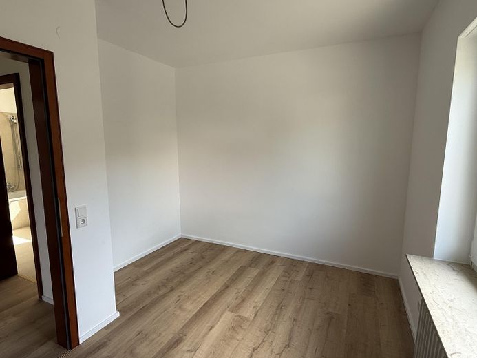 Erstbezug nach Kernsanierung: Helle gepflegte 3-Zimmer-Whg mit Balkon in Lauda-Königshofen – Kinderzimmer