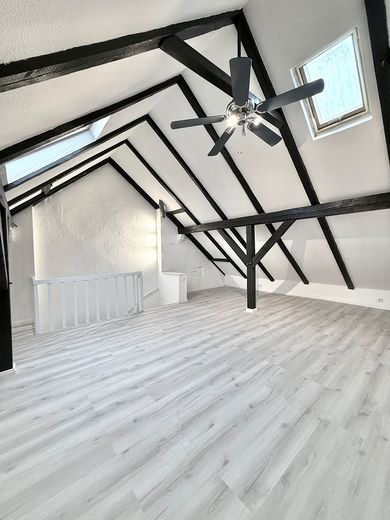 Modernized 5-room mid-terrace house in Bremen-Hastedt with garden, terrace & 2 bathrooms – Photo 23