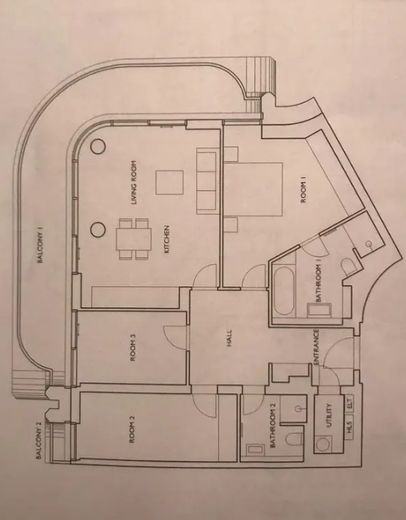 Skyline Living volledig gemeubileerde 4-kamerresidentie met balkon, conciërge & parkeerplaats – Foto 7