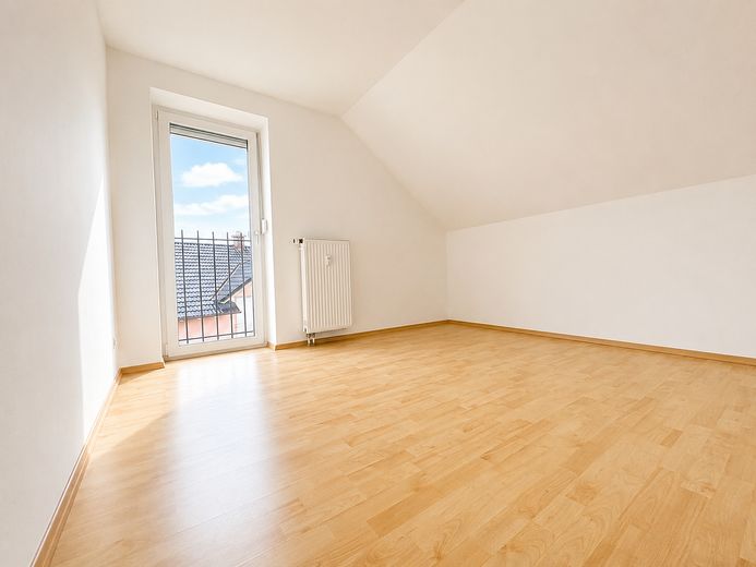 Geschmackvolle 3-Raum-Wohnung mit großem Balkon – Schlafzimmer