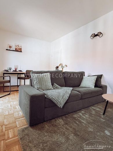 27204140 HomeCompany Dresden सुसज्जित/Furnished बालकनी सहित Pirna में 3-कमरों वाला अपार्टमेंट, अधिकतम 3 व्यक्ति – 46056db0825e585761981c9d63a793f44b15e59b.jpg