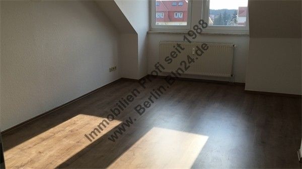 Wohnung mieten - -- Dachgeschoß Duschbad - ruhig schlafen zum Innenhof – 1-27.02.2016 166