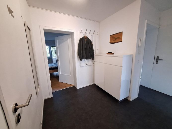 Gözde Südweststadt'ta 3 odalı daire – Flur