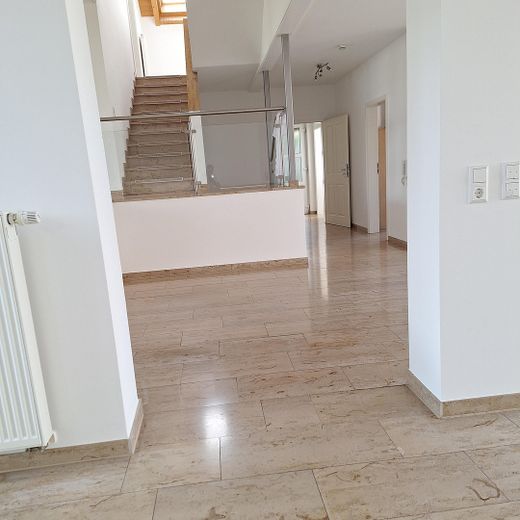 Treppe vom EG ins OG