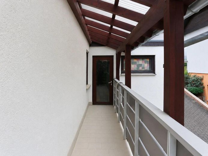 Zweifamilienhaus bezugsfrei – wert 201.000 €, ersteigerbar ab ca. 141.000 € (Termin 28.10.) – Foto 5