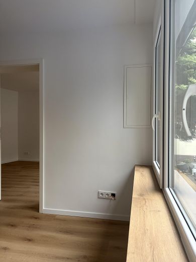 🏡 Отдельно стоящий, капитально отремонтированный мини-домик с террасой — в центре и в абсолютно тихом месте в Вуппертале – Фото 14
