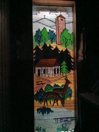 Einfamilienhaus mit Garten und eigenem Bachzugang !! – Kunstvolles Glasbild Rhön