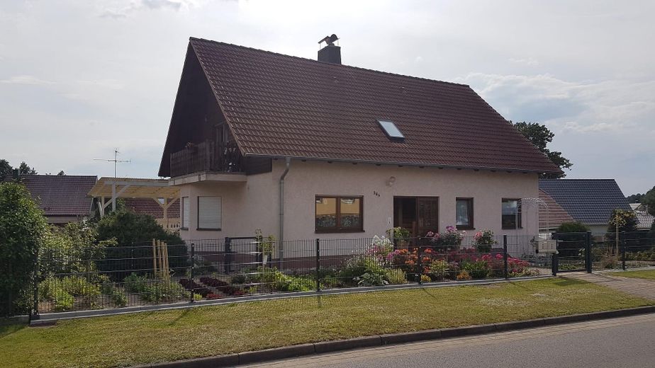 4-pokojowe mieszkanie w spokojnej lokalizacji – Haus