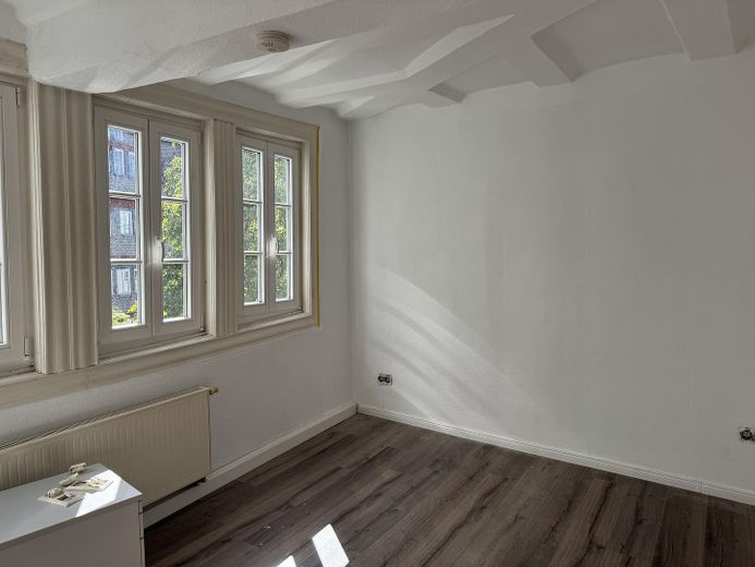 Mitten im Leben - Wohnung Kornmarkt 4 -4ZKB-  zu vermieten! – Schlafzimmer