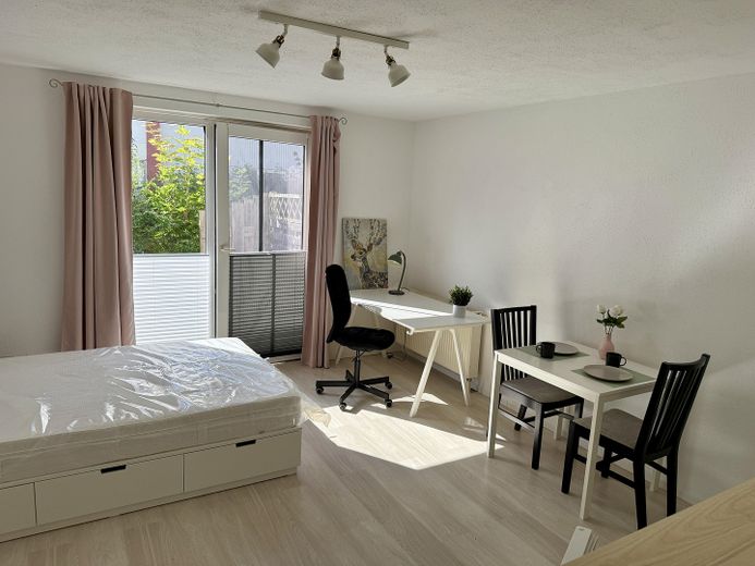 Möbliert wohnen: Zentrale 1-Zimmer-Wohnung mit Terrasse in Lüneburg – Foto 9