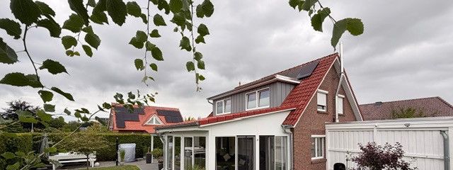 Einziehen & wohlfühlen: Modernisiertes Einfamilienhaus mit Wintergarten in Varel-Büppel