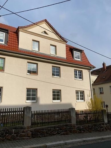 Gemütliche 2-Zimmer mit Laminat und Wannenbad in ruhiger Lage! – IMG_0389
