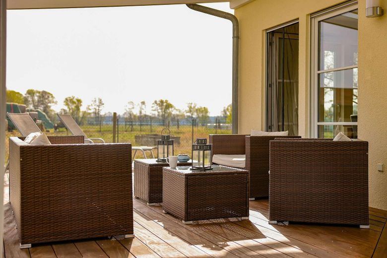 *senza provvigione* Casa familiare con impianto fotovoltaico, accumulo, camino e ampio giardino – Nord Terrasse Sommer