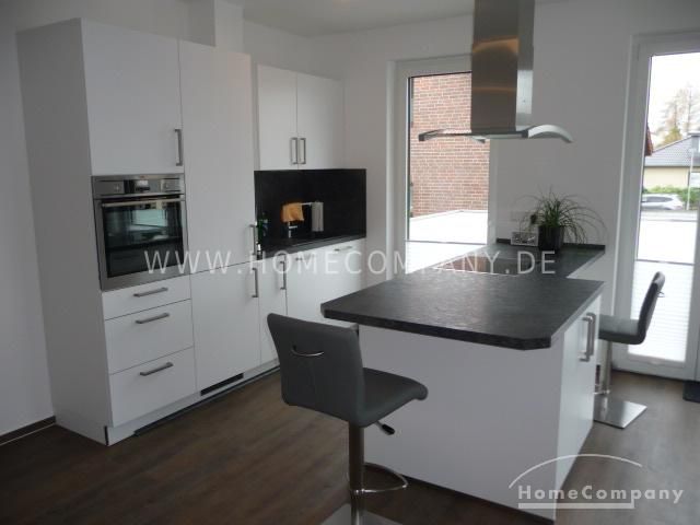 Appartamento di 2 locali, arredato, 1° piano con balcone – 8e3ab5c6a7f3cf45871d5bf92171eeeac111f7b1.jpg