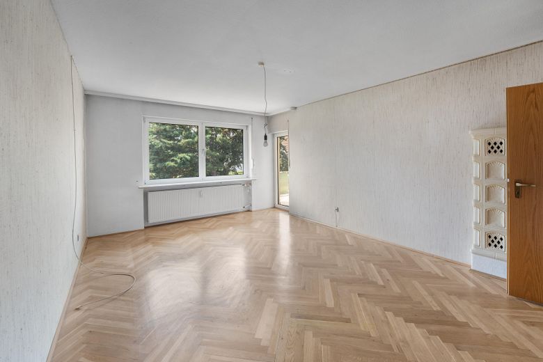 Stilvolle 3-Zimmer-Wohnung mit Fischgrätparkett, XL-Balkon & Kachelofen +++ provisionsfrei +++ – Foto 5