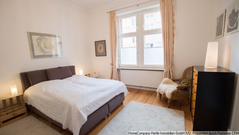 Appartement meublé avec soin avec 2 balcons pour 2 à 12 mois dans la Wiehre – 09d89785047156e949cb0a1651ff71f37adfa215.jpg