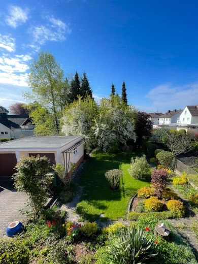 Dwurodzinny dom: zadbany, blisko centrum, gotowy do zamieszkania – Blick vom Balkon
