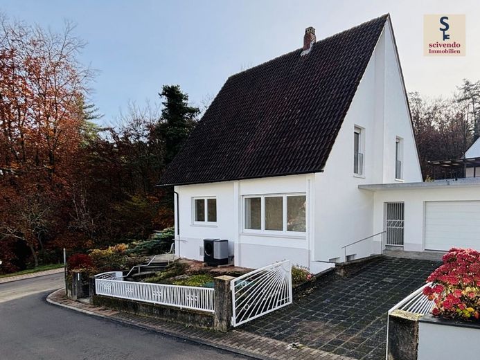 Charmantes Haus. Kernsaniert. Guter Preis. – 07-Aussenansicht
