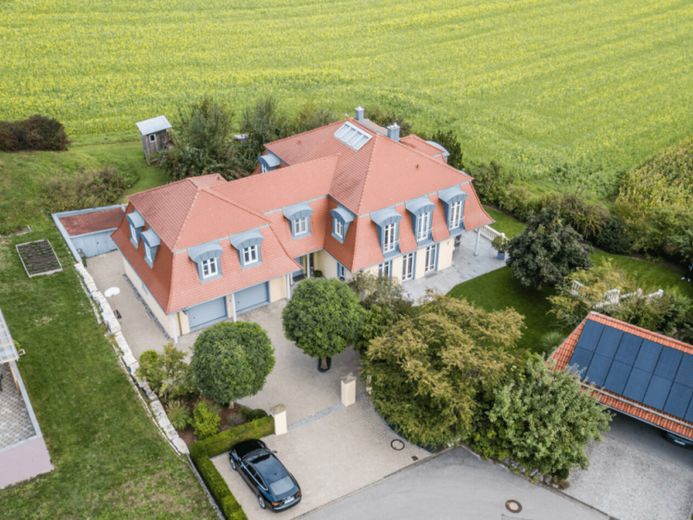 Ein würdiges Wohnkonzept für die ganze Familie – Foto 1