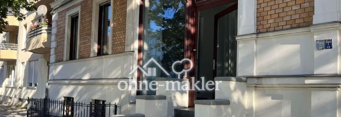 Bright commercial space near Schlossstraße – ideal as an office, practice, or showroom