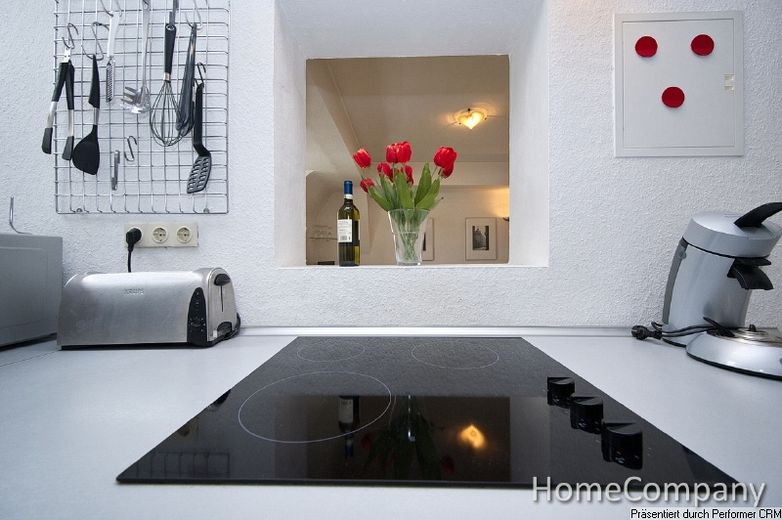 Geräumiges Apartment mit separatem Schlafzimmer in ruhiger Lage von Düsseldorf Grafenberg – 6c05e6f90c45b2f40dcb6b2a0f45c1480327ad22.jpg