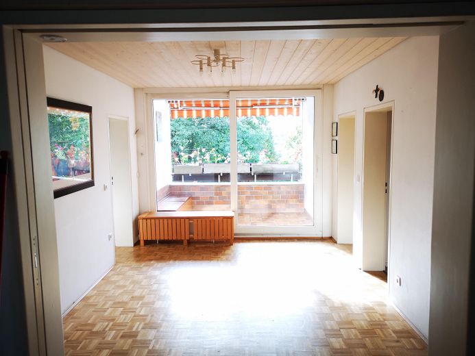 4/5 Zimmer Wohnung in Königsforstnähe (Neubrück) zur Eigennutzung oder als Kapitalanlage – Offene Ost-West Blickachse