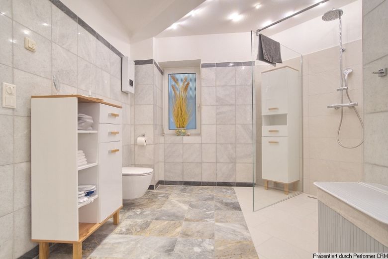Charming, homely apartment with its own entrance and garden terrace, near the MedienHafen – 18ff419578e0b2e4d36857d20befd795ed1f209a.jpg