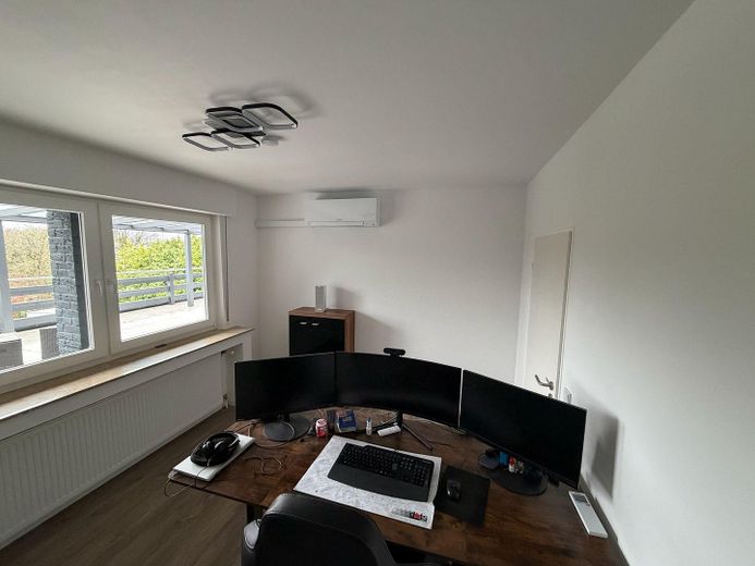 Wohnung mit 70m² Terrasse – Zimmer 1