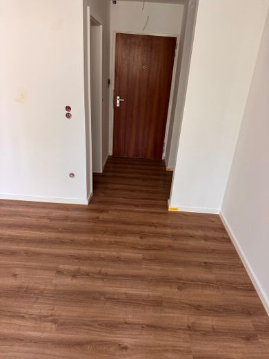 Neu saniertes Appartement in der Gotthardstr. 8 in Laim von privat zu vermieten – Blick zum Flur