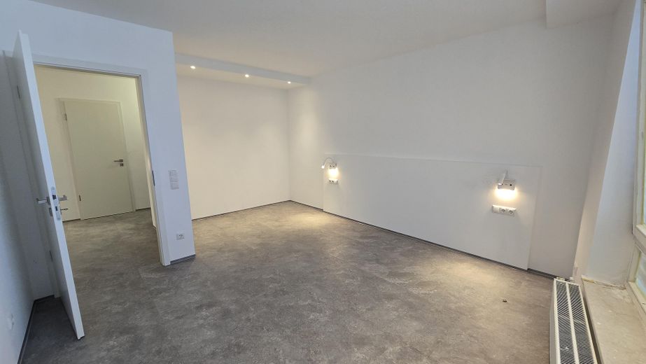 Neu umgebaute Traumwohnung in zentraler Lage von Memmingen – Schlafen 1