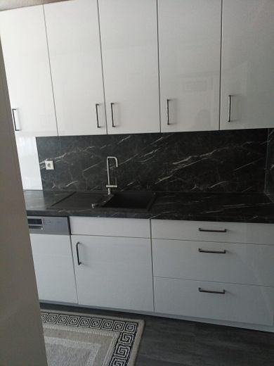 Affascinante appartamento di 3,5 locali in complesso residenziale adatto alle famiglie – Foto 12