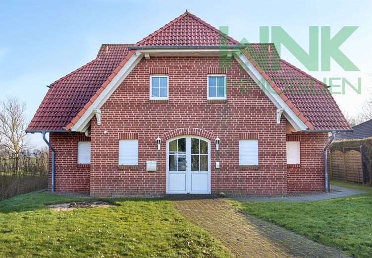 Ruhige Maisonettewohnung mit Balkon 
in Deichnähe – Aussenansicht