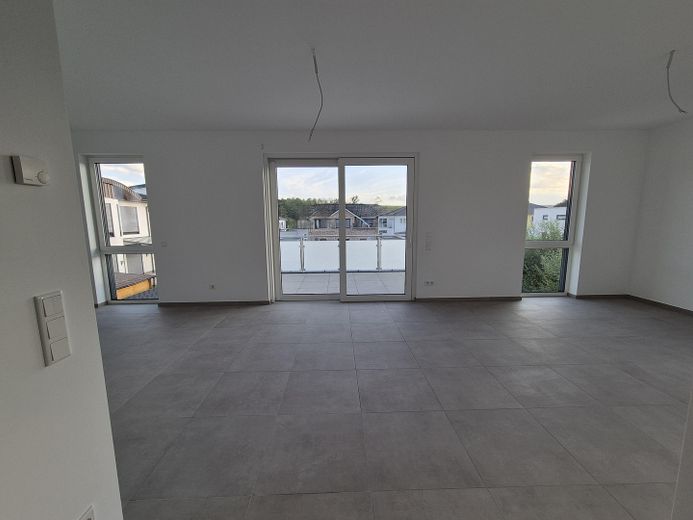 Nieuwbouw! Luxe 8-kamer-twee-onder-een-kaphuis te koop! – Wohnzimmer