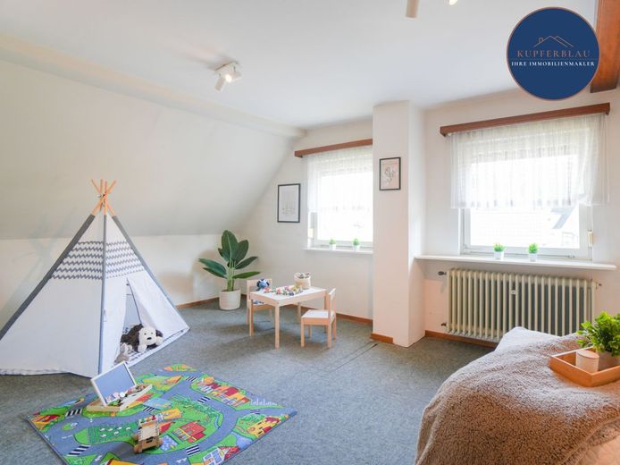 Stilvolle Doppelhaushälfte mit Gartenidylle in Bad Honnef-Selhof – Kinderzimmer DG