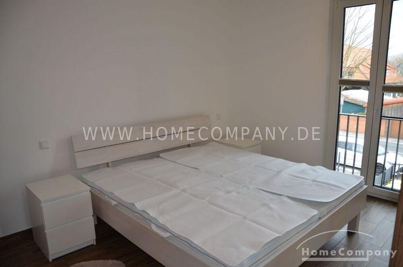 Schöne, geräumige 4 Zi.Whg., möbliert, mit Balkon. – 2e1d9988c0e5c3deed289ef940357b294fef56b4.jpg