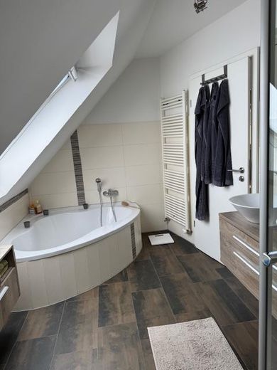 Badewanne Hauptbadezimmer