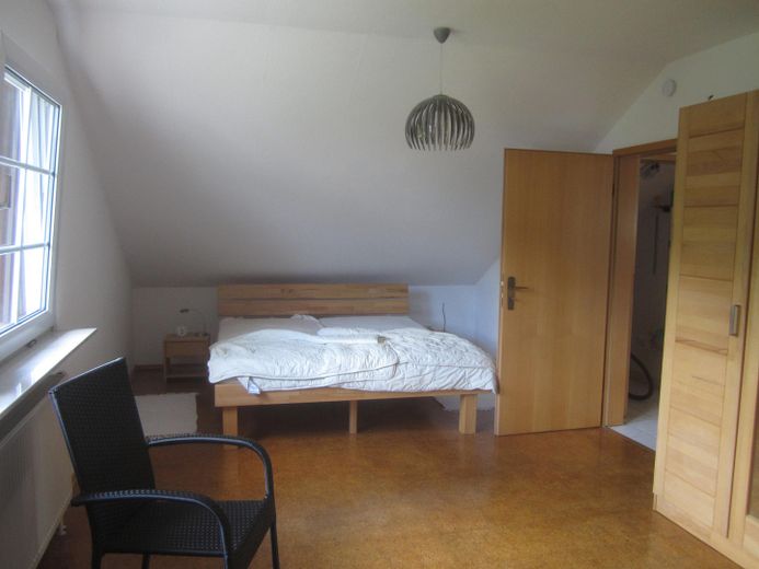 Two-family house – Schlafzimmer DG