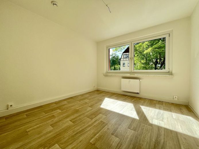 Risparmia 2 mesi di affitto*: Casa immersa nel verde – balcone e parco proprio fuori dalla porta – Foto 1