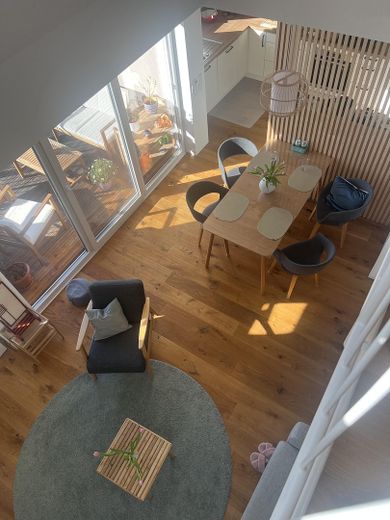 Dúplex en Rheinhessen: confort y salud – Blick von der Galerie