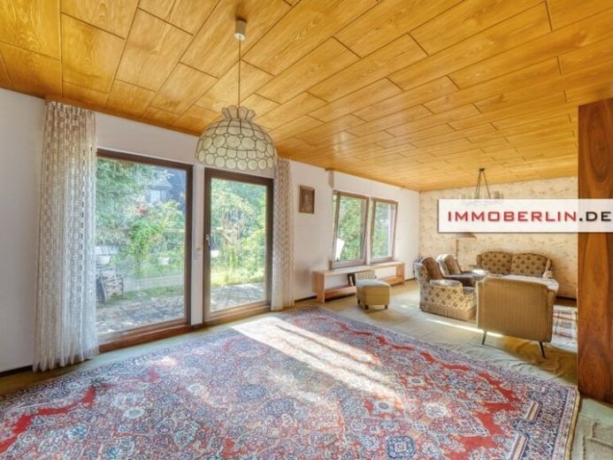 IMMOBERLIN.DE - Komfortables freistehendes Einfamilienhaus mit charmantem Ambiente – Foto 1