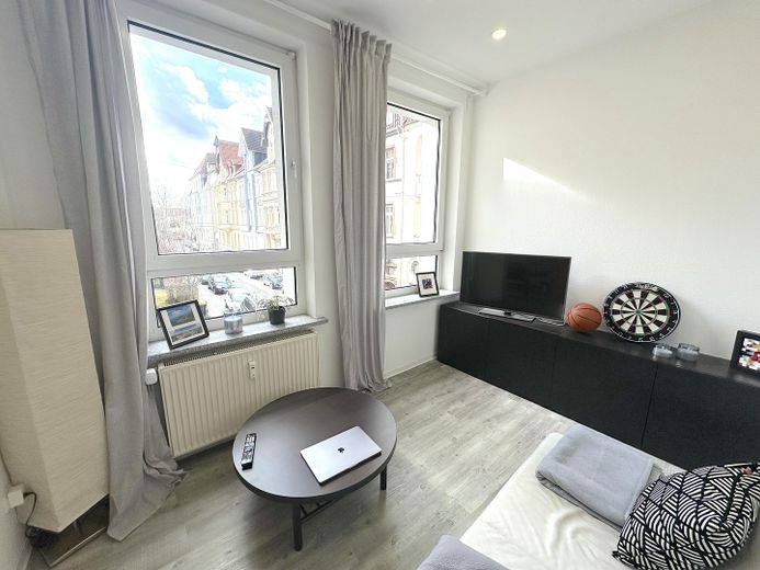 Viktoriastr. - Vivienda luminosa en zona tranquila - Steingrube – Wohnzimmer