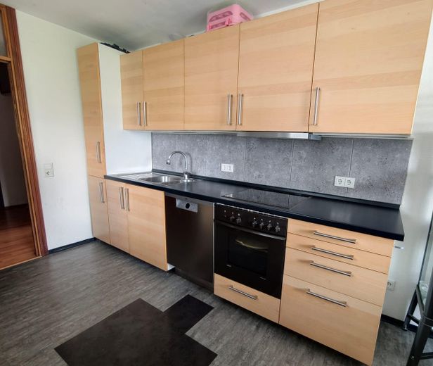 4-Zimmer-Wohnung mit Balkon und Garage in Trier-Kürenz – Einbauküche