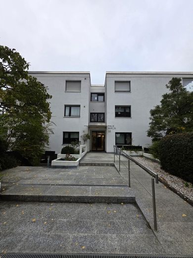 Barrierefrei & kernsaniert: 3-Zimmer-Wohnung mit Balkon, Keller & Stellplatz – Foto 5