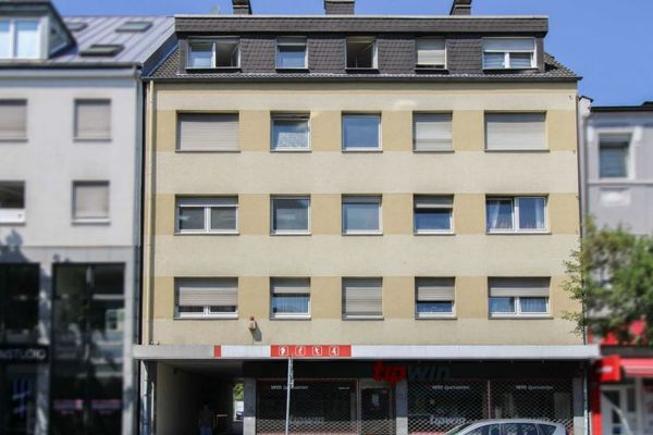 Wohn- und Geschäftshaus mit 10 Wohn- und einer Gewerbeeinheit in zentraler Lage