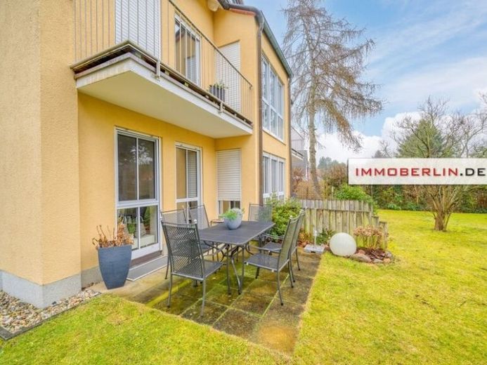 IMMOBERLIN.DE - Jung gebliebene Wohnung mit Südwestterrassen, Garten, geräumigem Garagenplatz – Foto 1