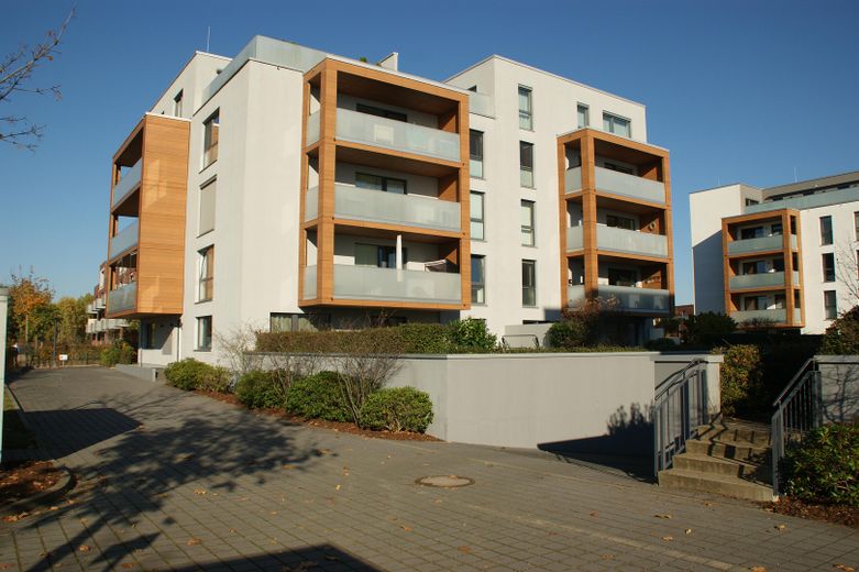 Zauberhafte 4-Zimmer-Whg. mit Süd-Loggia, ruhig und zentral – Foto 1