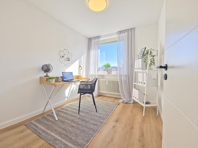 Büro/ Kinder/ Gäste