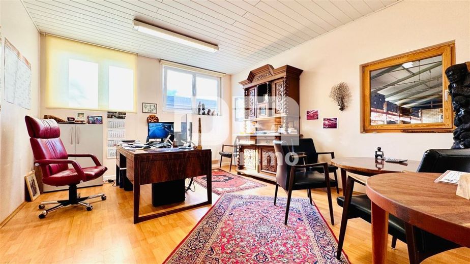 Büro 1