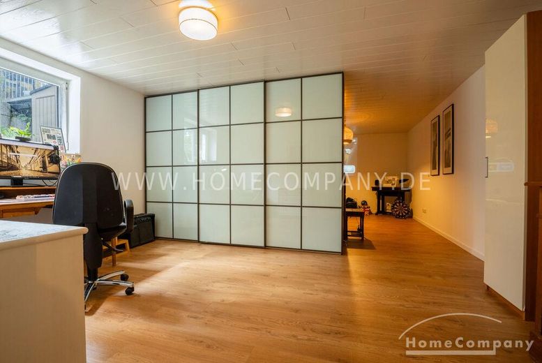 Außergewöhnlicher Designer-Bungalow mit Indoor-Pool, Heimkino  &  Smart-Home in ruhiger Naturlage – 1611815ac83a9642a6ab1fe15a72f23a092c5f7a.jpg